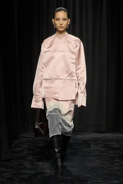 Look 46